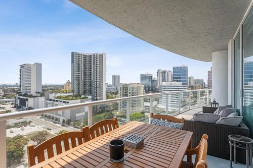 1506-315 Ne 3rd Ave, Fort Lauderdale, FL, 33301-1631 | Card Image