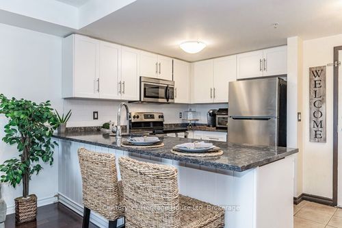 212-43 Goodwin Dr, Guelph, ON, N1L0E8 | Card Image
