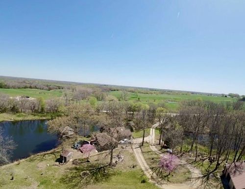 31025 203rd St, Leavenworth, KS, 66048-6409 | Card Image