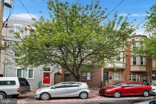 764 S 6th St, PHILADELPHIA, PA, 19147-3039 | Card Image