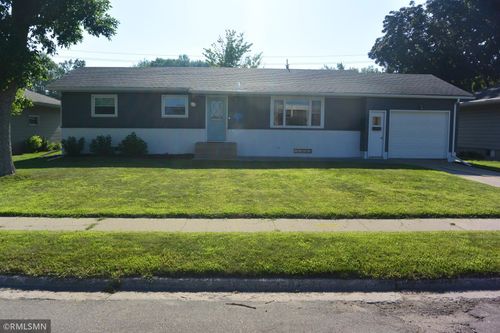 1810 Hennepin Ave N, Glencoe, MN, 55336-1415 | Card Image