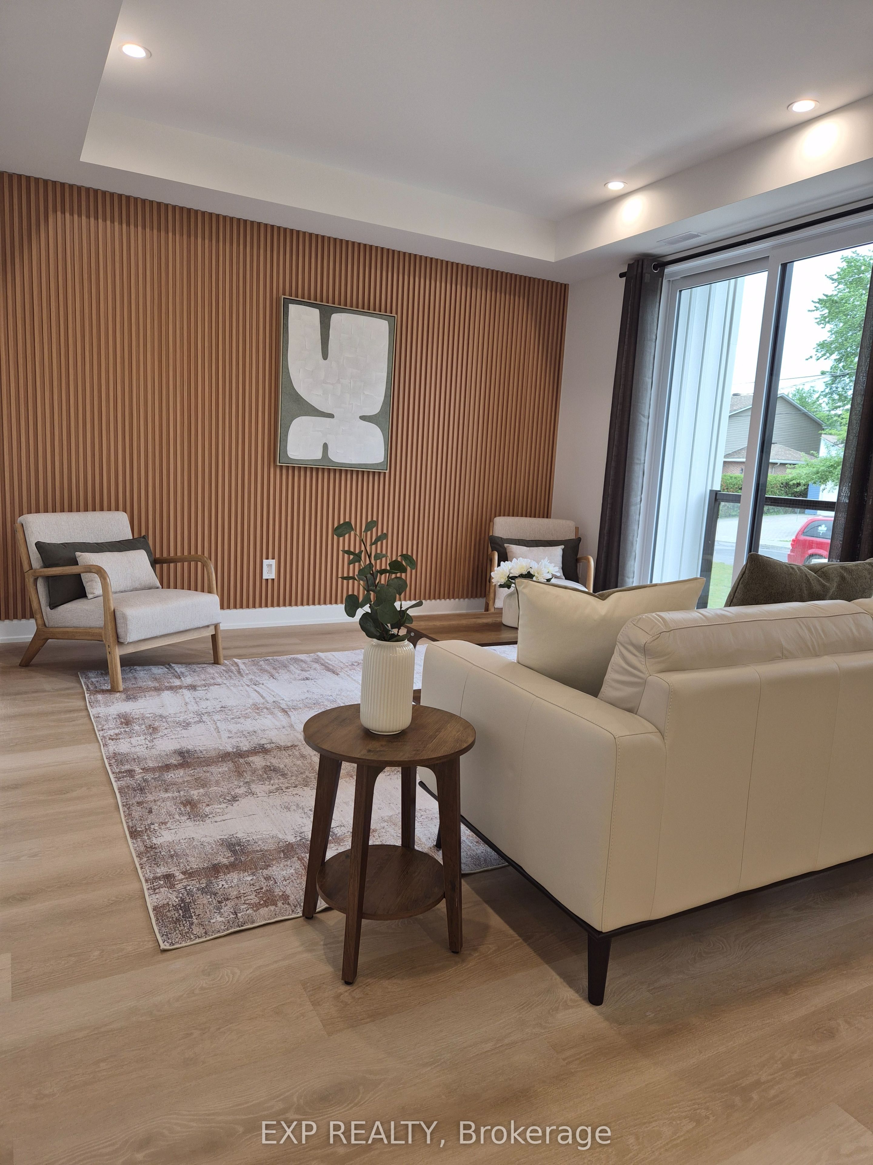 Residential Lease in Orleans - Convent Glen and Area
