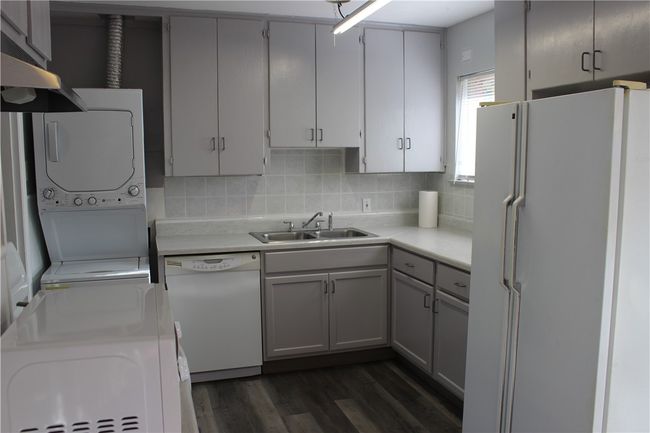 2303 Towbridge Cir, House other with 3 bedrooms, 2 bathrooms and null parking in Austin TX | Image 8