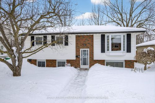 491 Chamberlain Street, Peterborough, ON, K9J4L3 | Card Image