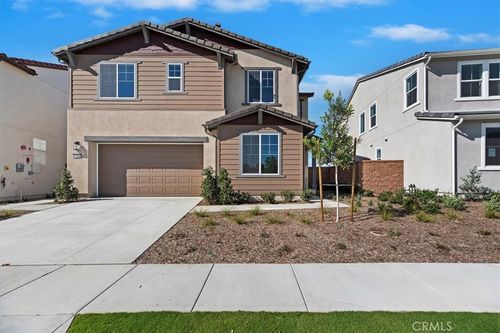 3730 Crossen Dr, Corona, CA, 92883-6369 | Card Image