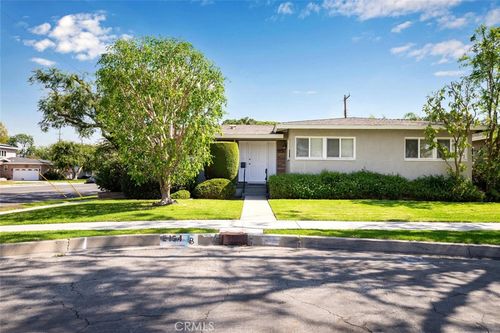 2154 N Studebaker Rd, Long Beach, CA, 90815-3541 | Card Image
