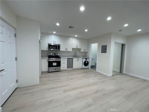 e-1206 E Harvard Street, Glendale, CA, 91205 | Card Image