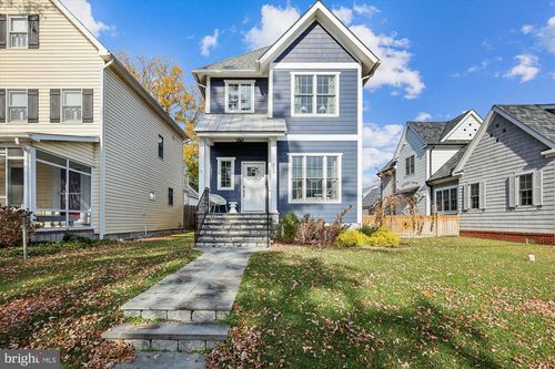 215 E Chew Ave, SAINT MICHAELS, MD, 21663-2905 | Card Image