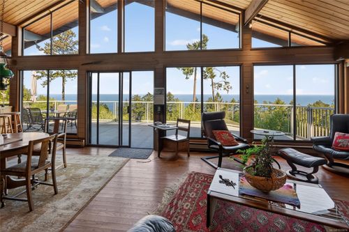 1160 Cappon Lane, Gabriola Island, BC, V0R1X7 | Card Image