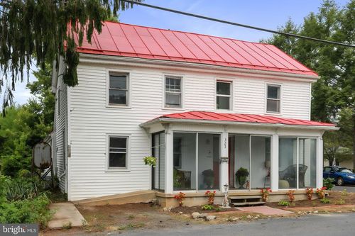 323 Church St, WOODSTOCK, VA, 22664-1716 | Card Image