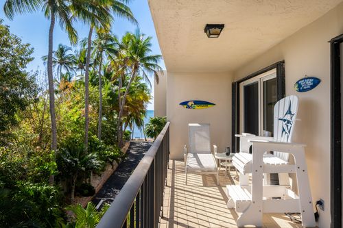 320-79901 Overseas Hwy, Islamorada, FL, 33036-3807 | Card Image