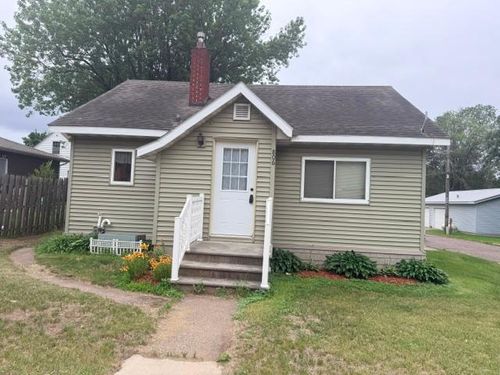 806 1st Ave Ne, Little Falls, MN, 56345-2815 | Card Image