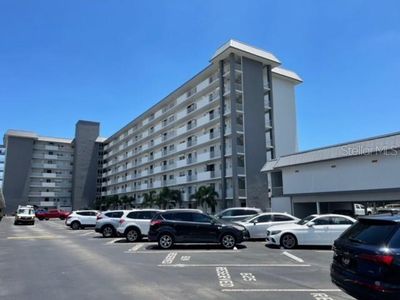 611 - 101 N Riverside Drive, Condo with 2 bedrooms, 1 bathrooms and null parking in New Smyrna Beach FL | Image 1