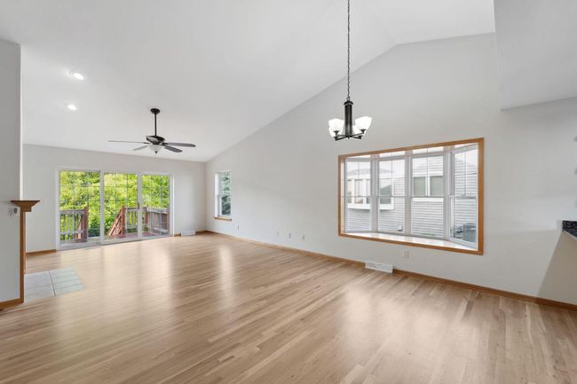 A - 1855 Cherokee Street, Condo with 4 bedrooms, 3 bathrooms and null parking in Grafton WI | Image 5