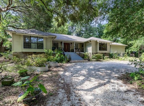 611 Sandpiper Ln, Daphne, AL, 36526-4615 | Card Image