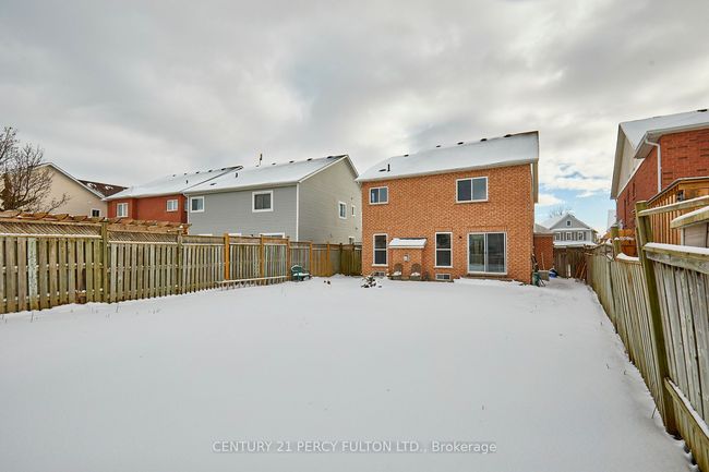 1152 Ashcroft Crt, House other with 4 bedrooms, 3 bathrooms and 4 parking in Oshawa ON | Image 40