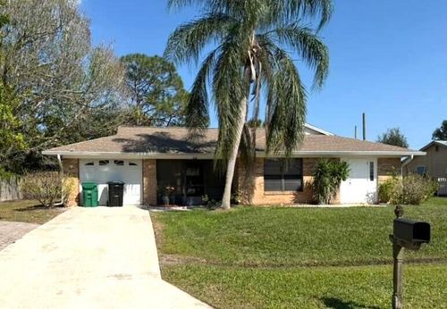 2055 Sw Cranberry St, Port St. Lucie, FL, 34953-1712 | Card Image