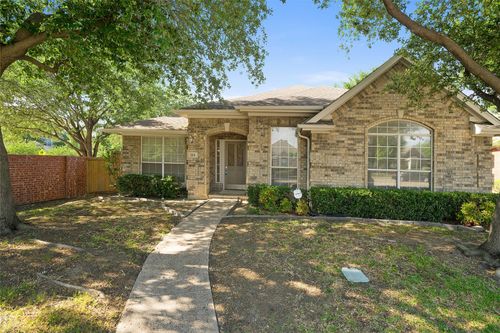 114 Midcrest Dr, Irving, TX, 75063-4821 | Card Image