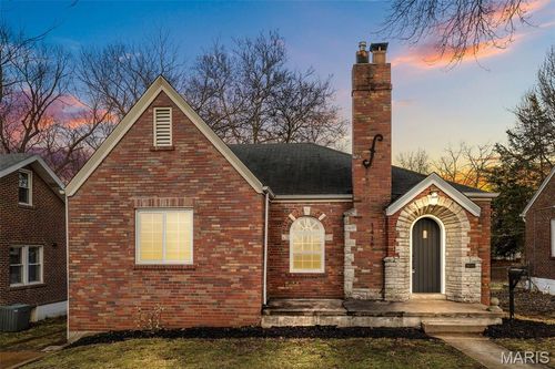 1418 Anna Ave, University City, MO, 63130-1611 | Card Image