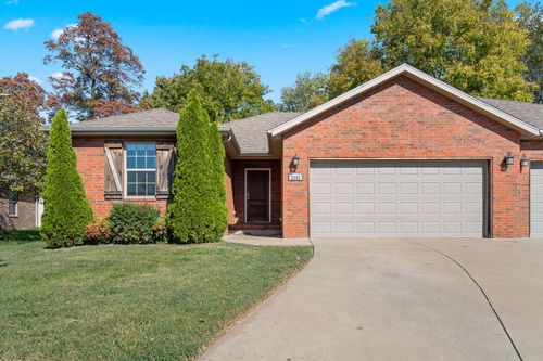 2303 W Bridlewood Trl, Ozark, MO, 65721-6000 | Card Image