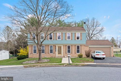 4808 Woodward Dr, HARRISBURG, PA, 17111-3621 | Card Image