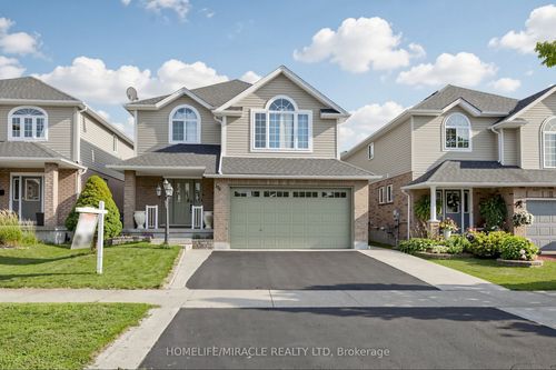 378 Mountain Laurel Cres, Kitchener, ON, N2E4B7 | Card Image