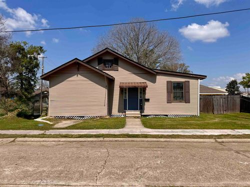 588 Pacific St, Berwick, LA, 70342-2738 | Card Image