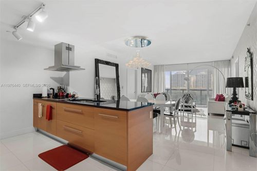805-495 Brickell Ave, Miami, FL, 33131-2774 | Card Image