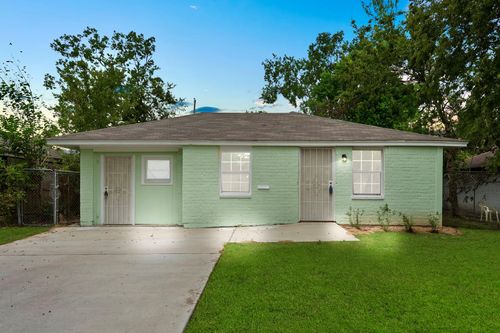 3031 Friar Point Rd, Houston, TX, 77051-4621 | Card Image