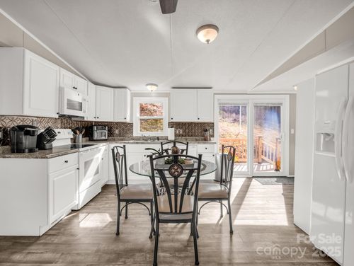 106 Hazy Day, Swannanoa, NC, 28778-9227 | Card Image