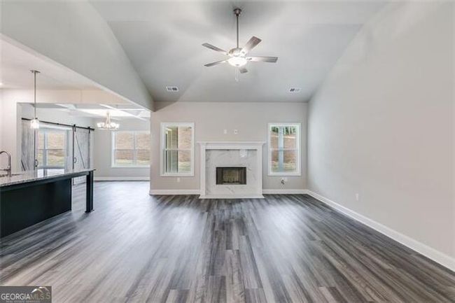 31 Sourwood Dr, House other with 4 bedrooms, 3 bathrooms and 2 parking in Mansfield GA | Image 6