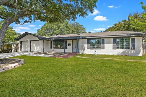 8312 Saddle Trl, Fort Worth, TX, 76116-5020 | Card Image