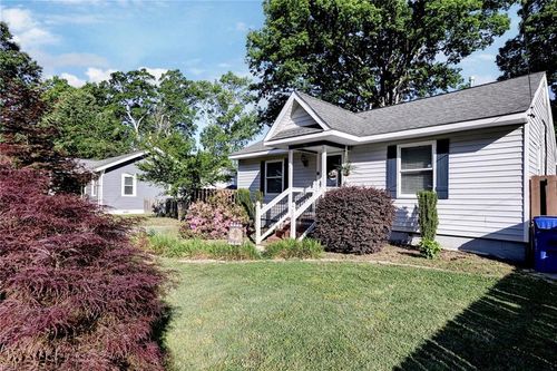 38 Parker Ave, Newport News, VA, 23606-1714 | Card Image