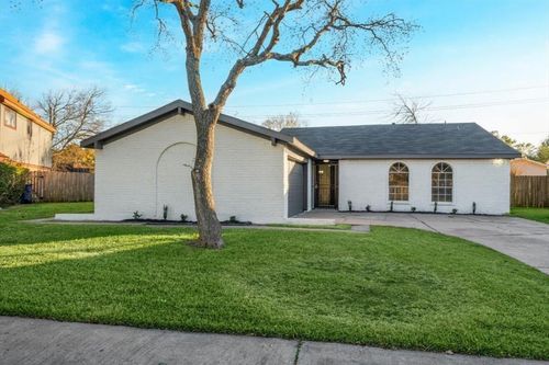 1207 Whispering Pine Dr, Missouri City, TX, 77489-2131 | Card Image