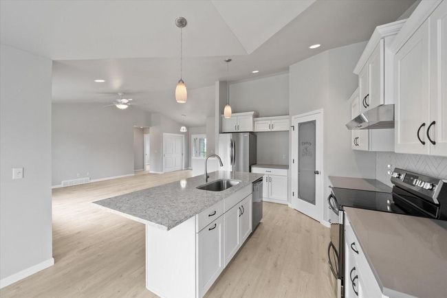 471 Winner's Circle, House other with 3 bedrooms, 2 bathrooms and null parking in Elkhart Lake WI | Image 7