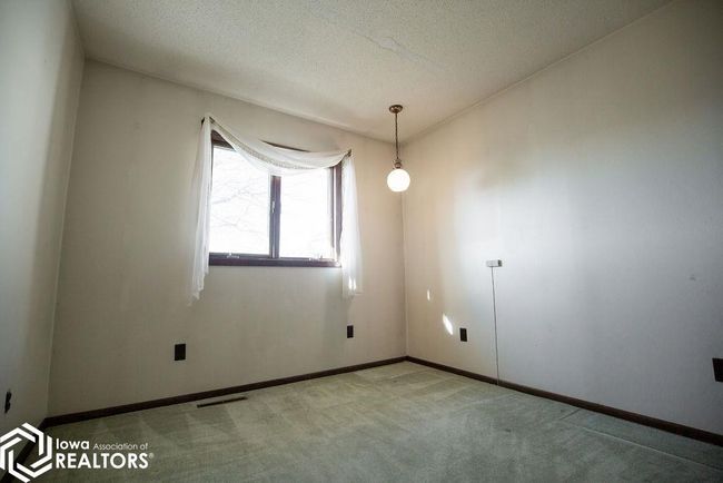 1101 310 Th St, Home with 3 bedrooms, 2 bathrooms and null parking in Burt IA | Image 28