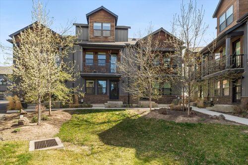 63106 Sophwith Ln, Bend, OR, 97701-8549 | Card Image