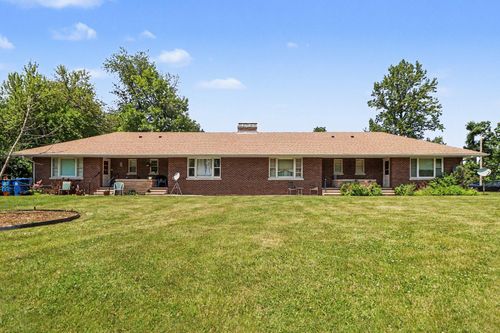 206 S Adams St, Hebron, IN, 46341 | Card Image