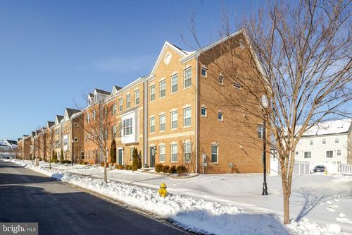 11391 Tolkien Ave, WHITE PLAINS, MD, 20695-4180 | Card Image