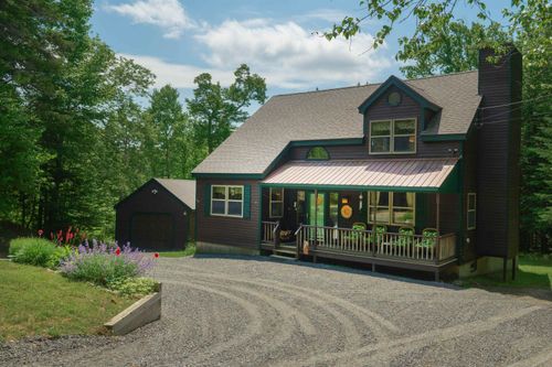 33 Joans Ridge Rd, West Dover, VT, 05356-8838 | Card Image