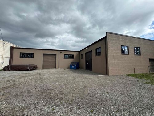 3119 S Jefferson Ave, Saginaw, MI, 48601-4915 | Card Image