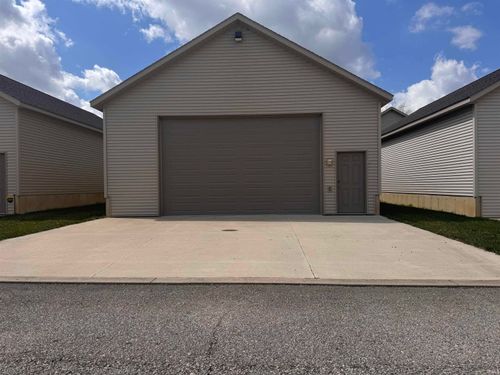 2385 W Orland Rd, Angola, IN, 46703-8158 | Card Image