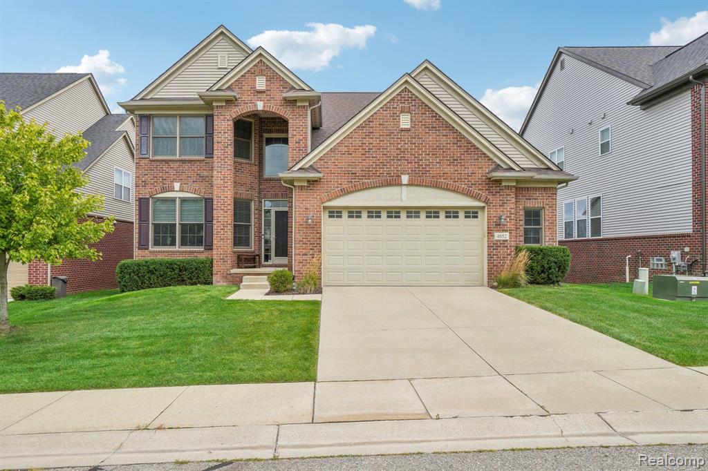 Stonegate Cir, Lake Orion, MI 48359 #1
