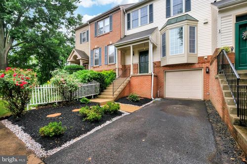 9347 Peter Roy Ct, BURKE, VA, 22015-4264 | Card Image