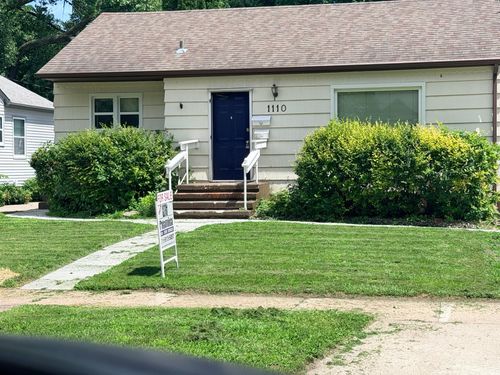 1110 12th St S, Moorhead, MN, 56560-3706 | Card Image