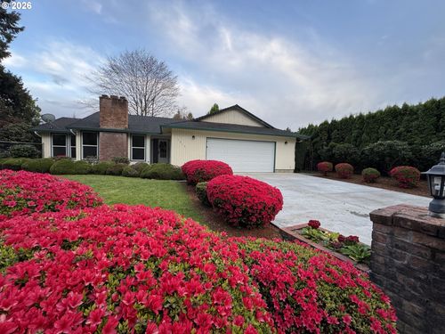 1015 Nw 123rd Cir, Vancouver, WA, 98685-2438 | Card Image