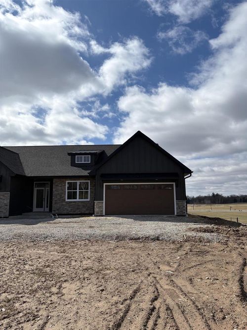 3395 Shawano Avenue, Howard, WI, 54313 | Card Image