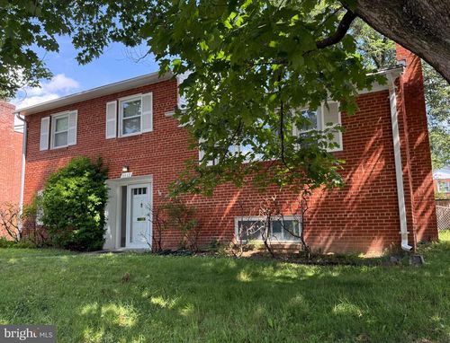 6412 24th St N, ARLINGTON, VA, 22207-1016 | Card Image