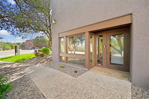 1660 Old Pecos Trl, Santa Fe, NM, 87505-4779 | Card Image