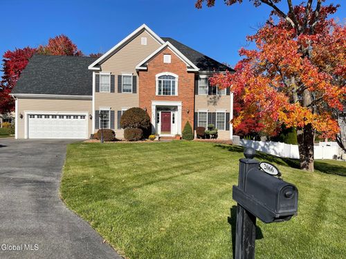 2066 Orchard Park Dr, Niskayuna, NY, 12309-2208 | Card Image
